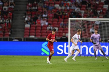 KALLANG, SINGAPORE - 15 Temmuz 2022: 43 numaralı Stefan Bajcetic Liverpool Oyuncusu Ulusal Stadyumdaki Kristal Sarayı 'na karşı hazırlık maçında. 