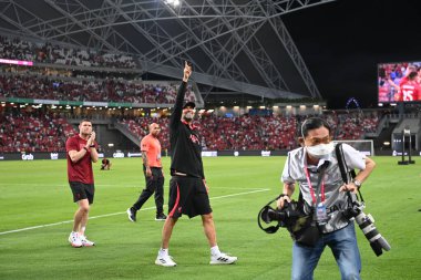 KALLANG, ŞARKI - 15 Temmuz 2022: Liverpool 'un Jurgen Klopp teknik direktörü ulusal stadyumdaki Crystal Palace' a karşı hazırlık maçında. 
