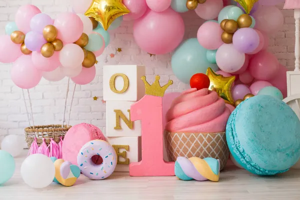 Décor Pour Anniversaire Avec Bonbons Macarons — Photo