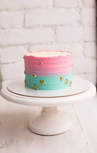 Gâteau Rose Pour Premier Anniversaire Photos De Stock Libres De Droits