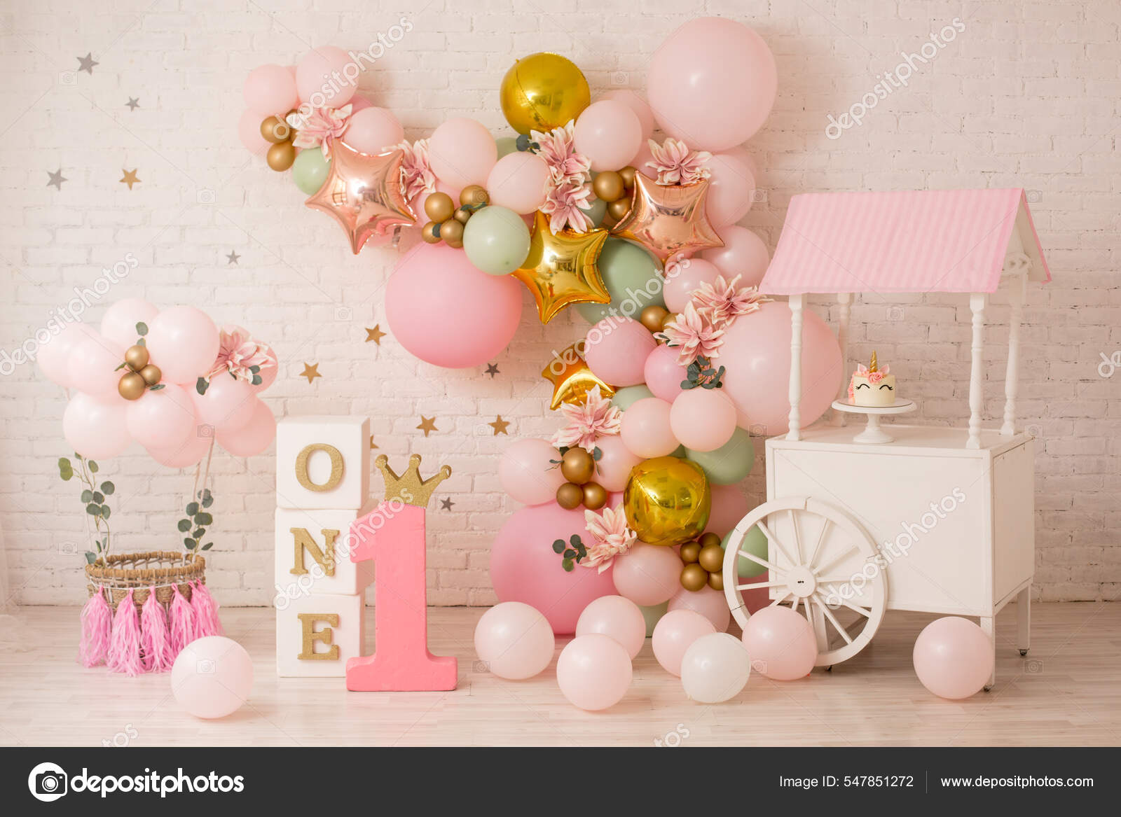 Pink Decor Flowers First Birthday Stock Photo by ©dementevajulia 547851272