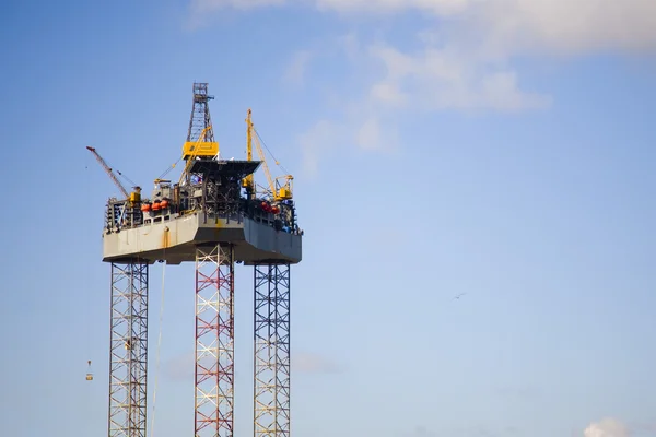 Une plate-forme pétrolière en construction — Photo