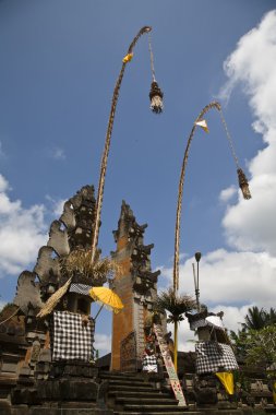 Bali bir tapınağın giriş