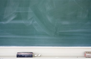 Yeşil kara tahta Silgisi ve tebeşir ile kullanılan