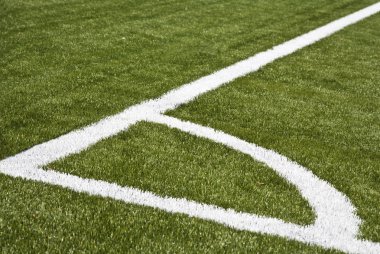 köşe satırlık bir yapay futbol sahası