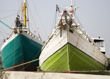 Makassar guletleri (pinisi) sunda kelapa, eski liman jakarta, Endonezya