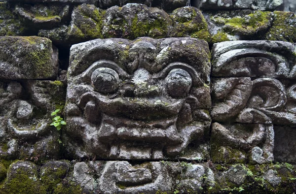 Вход в храм на Бали — стоковое фото