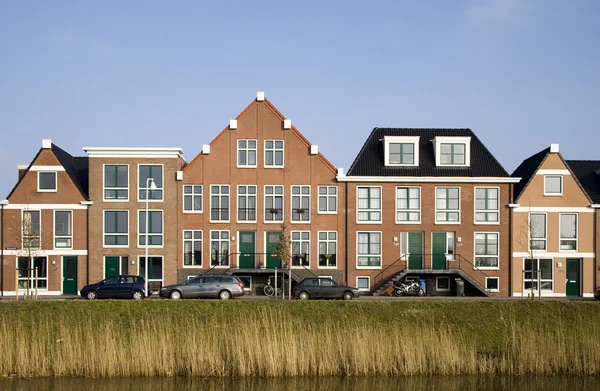 Nowe domy w tradycyjnym stylu w vathorst, amersfoort, Holandia — Zdjęcie stockowe