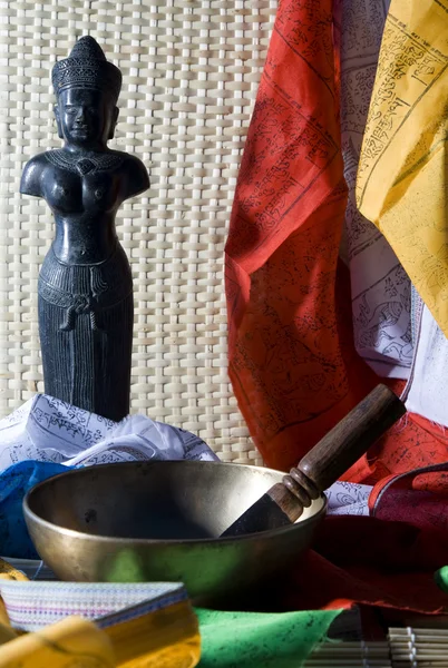 Tibetan singing bowl for sound healing — Stock Photo, Image