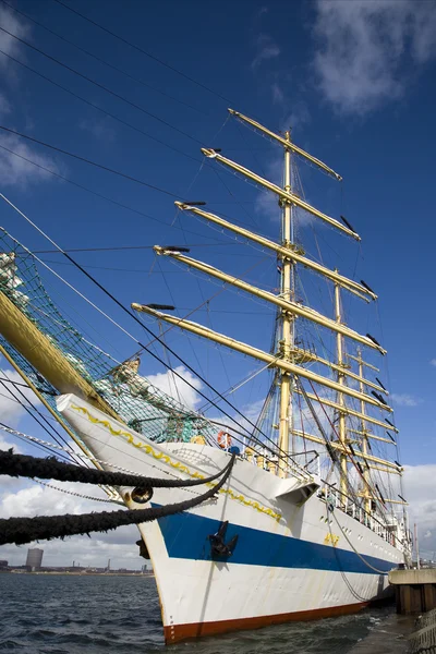Russian tall ship Mir in IJmuiden, the Netherlands — Stock Photo, Image