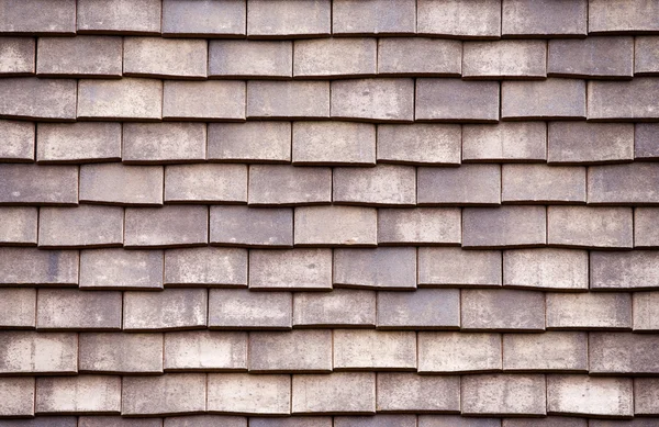 Padrão de um telhado com telhas de ardósia — Fotografia de Stock