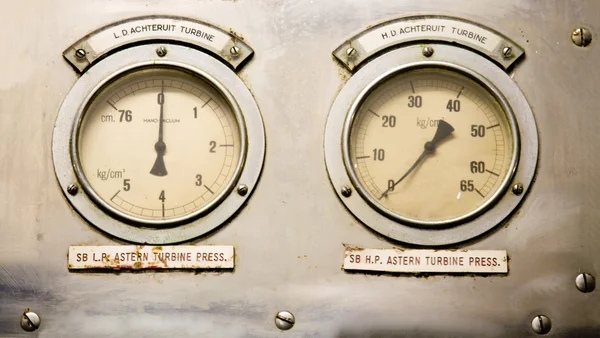 A decayed panel of gauges — Stock Photo, Image