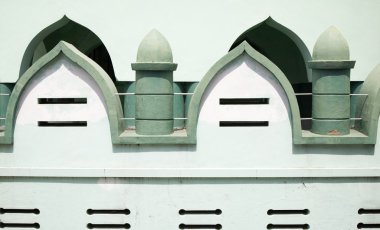yeşil duvar Endonezya Camii