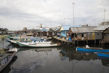 paotere Limanı, eski liman makassar yakın gecekondu alanı