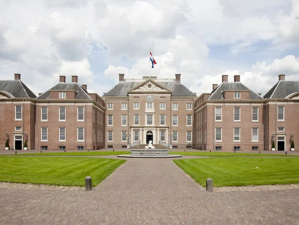 Loo Palace in Apeldoorn, the Netherlands — Stock Photo, Image