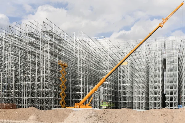 Site in opbouw van een distributie-entrepot in aanbouw — Stockfoto