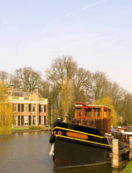 Visa på floden vecht, utrecht, holland — Stockfoto