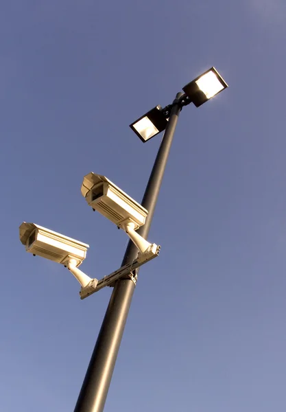 Security cameras protecting property — Stock Photo, Image