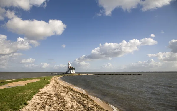 Deniz feneri marken, Hollanda — Stok fotoğraf
