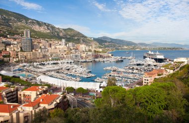 Monaco cityscape ile yat Marina