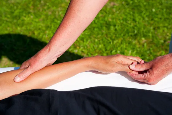 Polariteit massage — Stockfoto