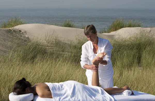 Massage in the dunes on the island Ameland, the Netherlands — Stock Photo, Image