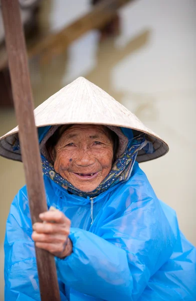 Vietnami öregasszony — Stock Fotó