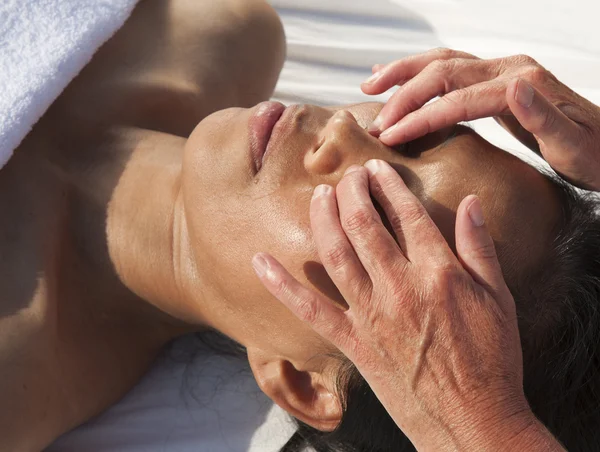 Japanese facial massage — Stock Photo, Image