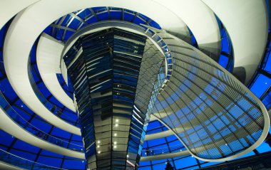 Reichstag cam kubbe içinde