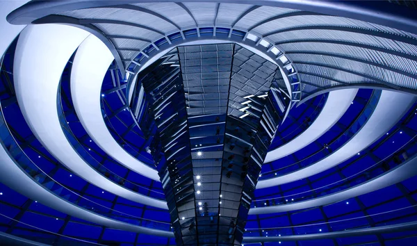 Cúpula de vidro do Reichstag em Berlim — Fotografia de Stock