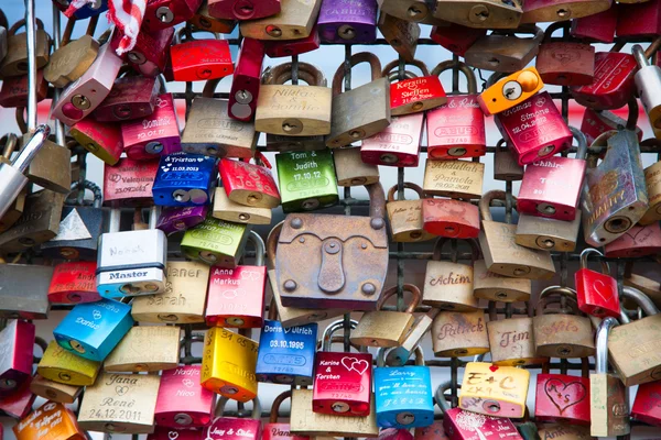 Miles de candados de amor — Foto de Stock