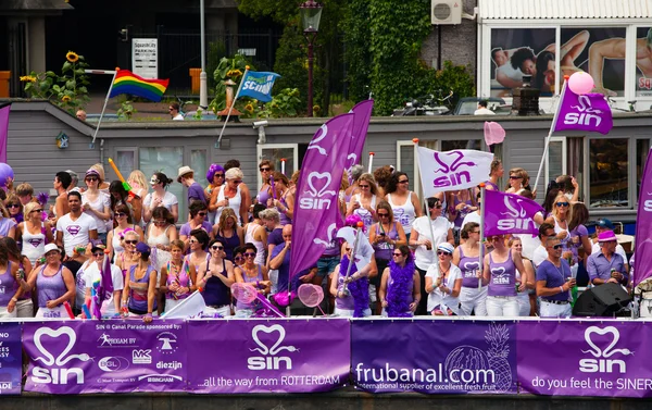 Canal parade van de amsterdam gay pride 2014 — Stockfoto