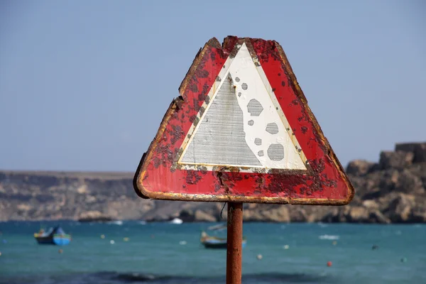 Rusty traffic warning sign — Stock Photo, Image