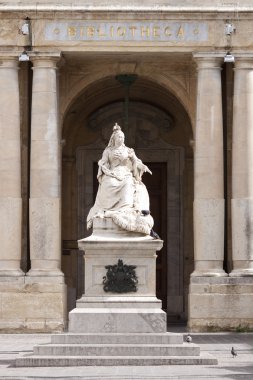 Malta Kraliçe Victoria heykel