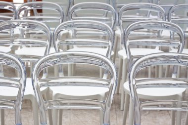 Modern plastik sandalye