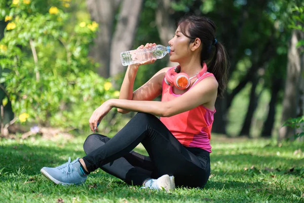 Asian Woman Doing Exercise Relax Pubic Park — Stock Photo, Image