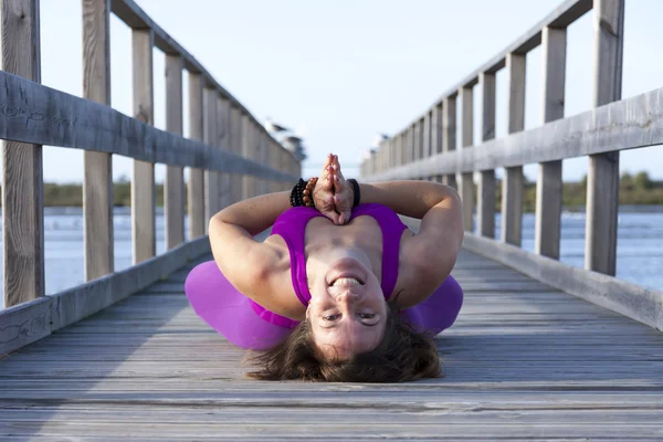 Kadın yoga - Stok İmaj