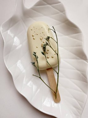 Lezzetli çikolatalı dondurmanın yakın görüntüsü 