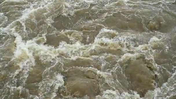 Νερό Από Φράγμα Την Ημέρα Της Πλημμύρας — Αρχείο Βίντεο