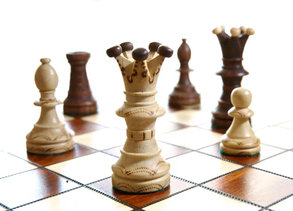Piezas de ajedrez a bordo — Foto de Stock