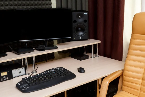 Stüdyo mikrofon, kayıt stüdyosu.