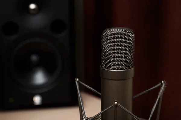 Stüdyo mikrofon, kayıt stüdyosu.