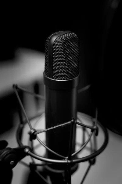 Stüdyo mikrofon, kayıt stüdyosu.