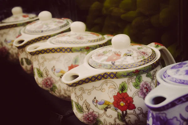 Antika seramik çay kap