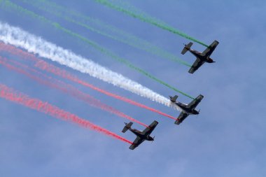 Kartal akrobasi Hava Ordusu, İtalya