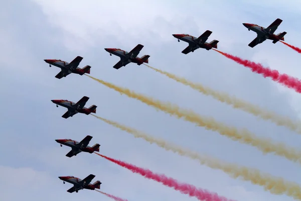 Kunstflug, Adlerpatrouille Spanien — Stockfoto