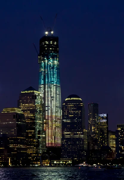 Natt skyskrapa — Stockfoto