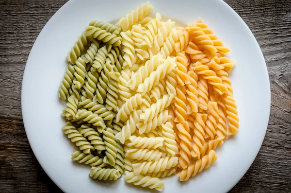 Fusilli pasta italiensk flagg — Stockfoto