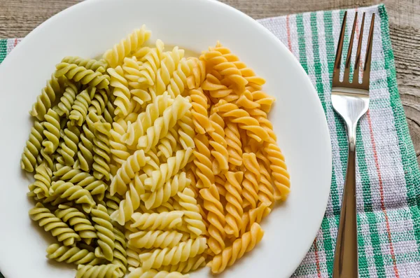 Nudeln mit Fusilli — Stockfoto