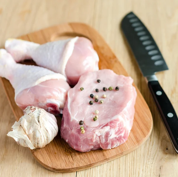 Мясо и курица — стоковое фото